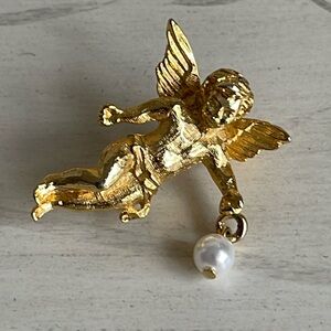 ANGEL BROOCH
